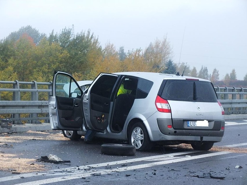 Wypadek na obwodnicy Kraśnika. Dwie osoby został ranne.