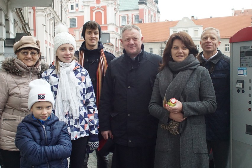 Tak w niedzielne południe wyglądał Stary Rynek i jego...