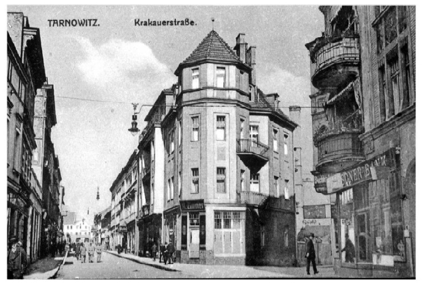 Ulica Krakowska w okresie miedzywojennym. Wtedy lampy tez...