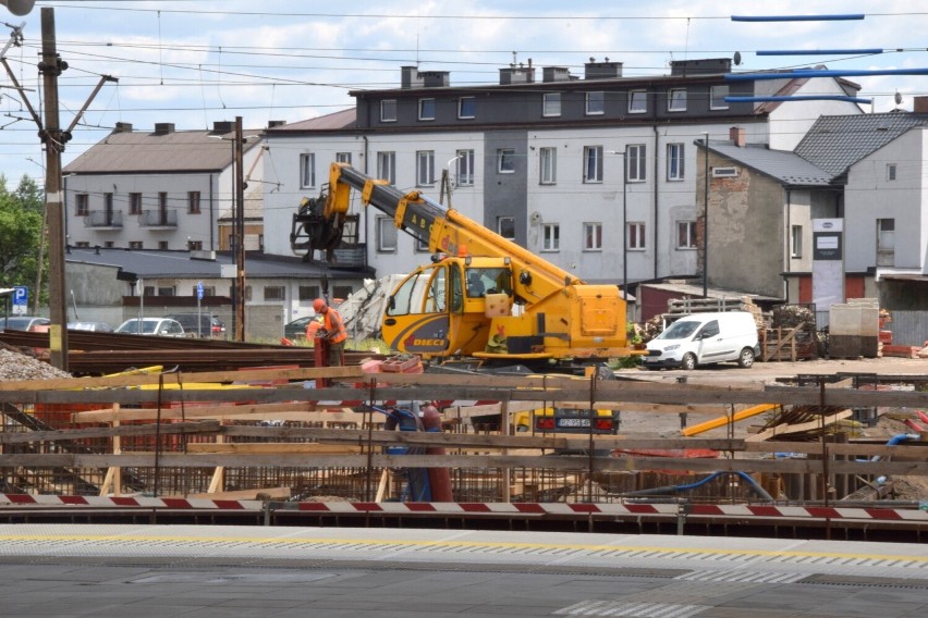 Budowa tunelu w Skarżysku-Kamiennej coraz bliżej końca. Zobacz najnowsze zdjęcia