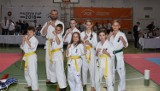 Reprezentanci Krośnieńskiego Klubu Kyokushin Karate zdobyli trzy puchary na turnieju MAZOVIA CUP 2018 [ZDJĘCIA]
