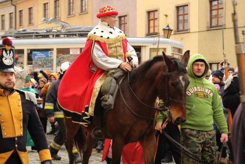 Orszak Trzech Króli przemaszeruje ulicami Jeleniej Góry. Diecezja Legnicka wydała komunikat