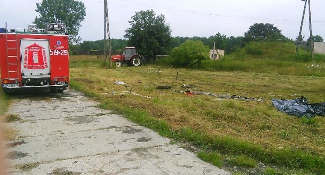 Mężczyźni pracujący w studzience kanalizacyjnej w Sosnowie zmarli w skutek zatrucia gazami.