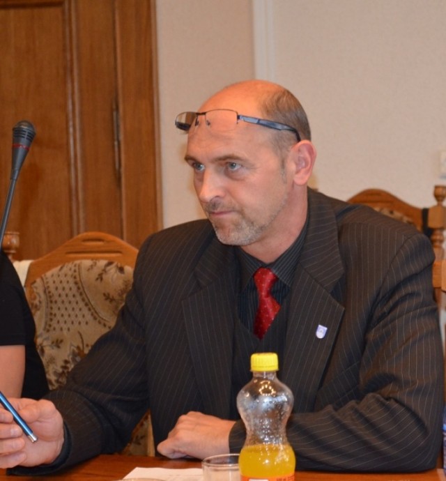Waldemar Kierzkowski jest też  radnym w urzędzie gminy.