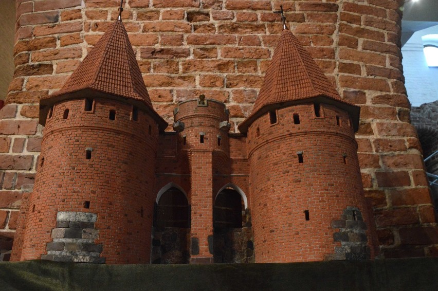 Malbork. Miniatura zamku cały czas powstaje. Montaż musi poczekać na lepsze czasy