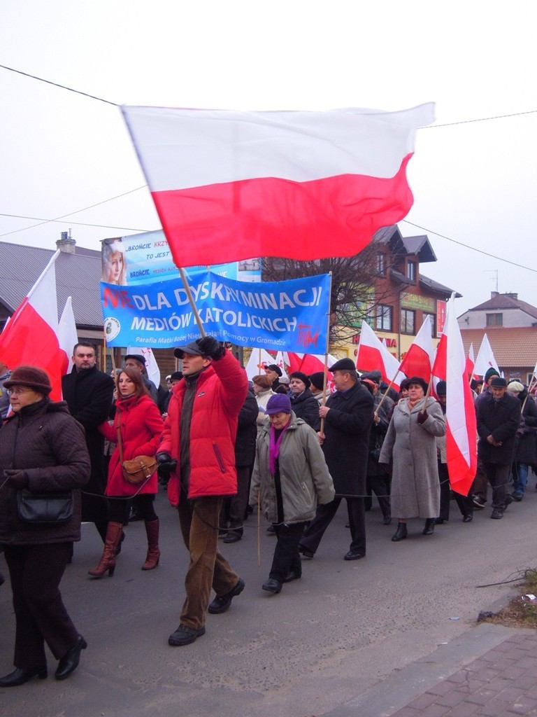 Biłgoraj: Marsz w obronie TV TRWAM