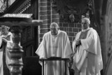 Ostatnie pożegnanie Biskupa Seniora w Legnicy