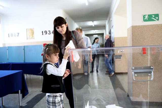 Wybory 2019 w Piotrkowie: Piotrkowianie głosują w 41 obwodach