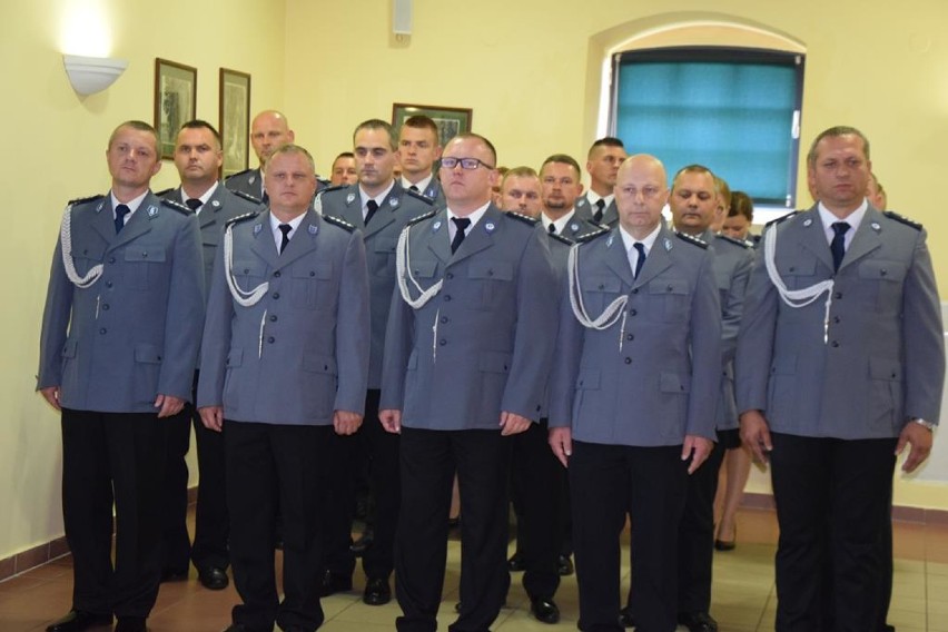 Pleszewscy policjanci z awansami i odznaczeniami