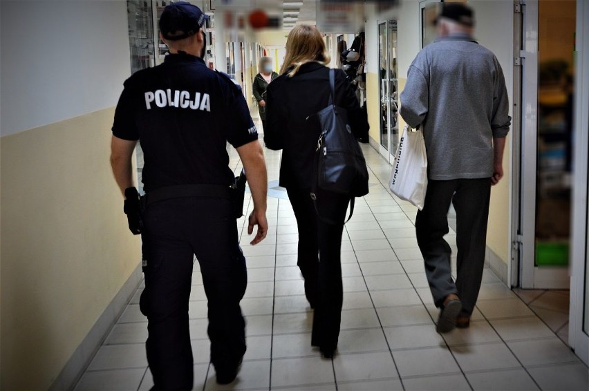 Wspólne działania policji i sanepidu w Tczewie
