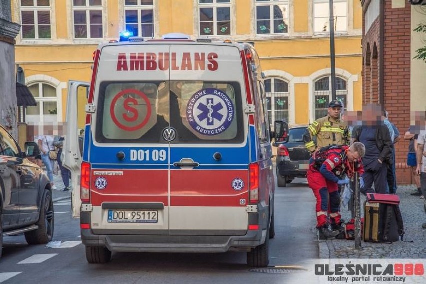 Zmarła ośmiolatka potrącona przez auto w centrum Oleśnicy