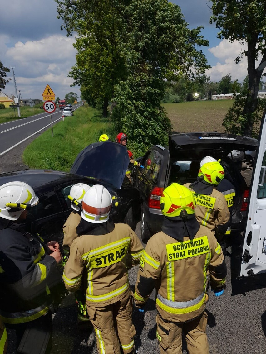 Wypadek w Czeluścinie. Zderzyły się trzy auta