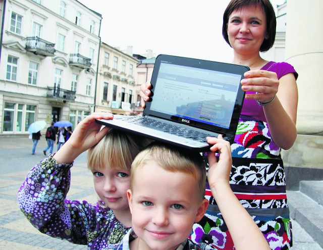 Blogująca mama i jej pociechy - Julia i Wojtuś