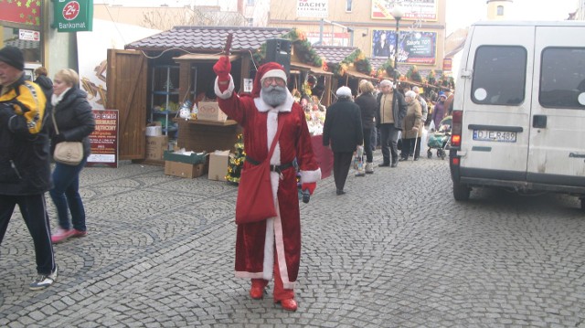 Kiermasz na "Majówce"  potrwa do soboty (20 grudnia)