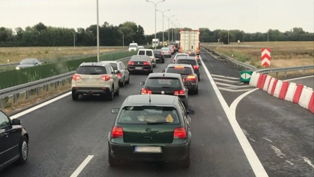 Na drodze w kierunki Zielonej Góry tworzą się korki