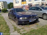 Katastrofa! Fatalny stan ulic w Rybniku... Porzucone samochody wrastają w ziemię i blokują miejsca parkingowe. Zobacz zdjęcia