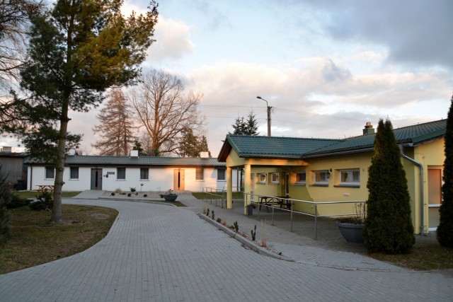 Sytuacja dotycząca zakwaterowania uchodźców w gminie Sępólno powoli niepokoi władze miasta, ponieważ miejsc noclegowych zaczyna brakować