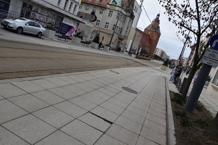 Ulica Sikorskiego ma zostać naprawiona w ramach gwarancji.