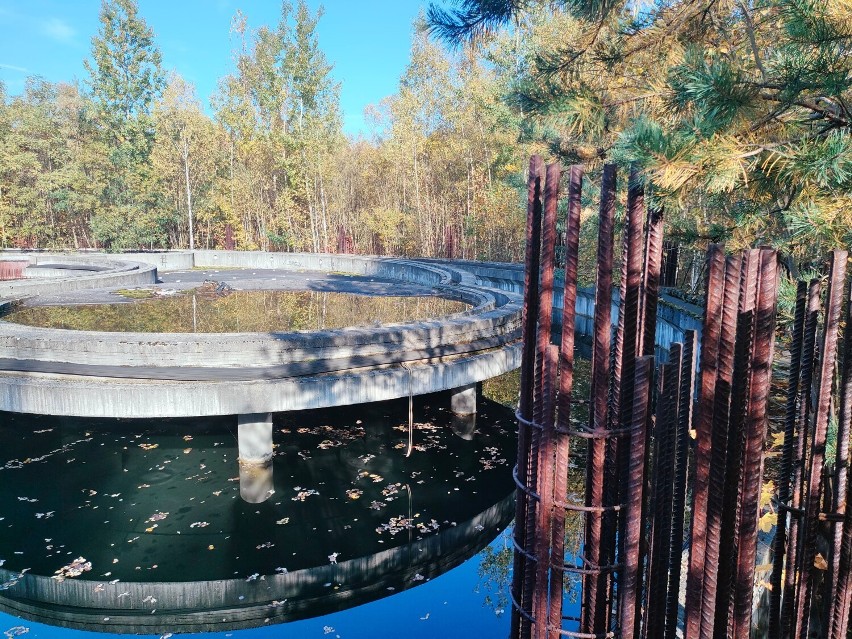 Lądowisko UFO na Śląsku? Nie, to aquapark w Zabrzu. Niedokończony basen Wodny Świat straszy już od 20 lat