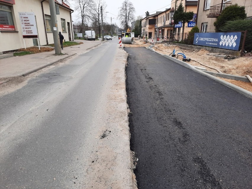 Remont ulicy Krasickiego w Radomsku. Jak postępują prace? Wkrótce droga zostanie zamknięta. ZDJĘCIA, FILM