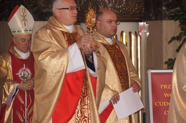 Odpust w Licheniu. Papieskie relikwie w bazylice [ZDJĘCIA]