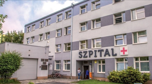 Szpital w Krapkowicach powołał komisję, która także ma wyjaśnić przyczyny zdarzenia.