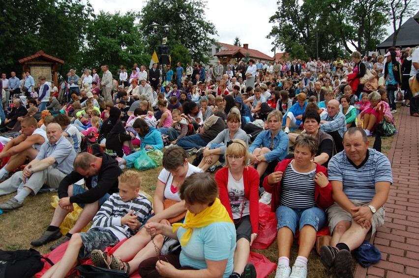 Do Sianowa przybyła ogromna liczba wiernych