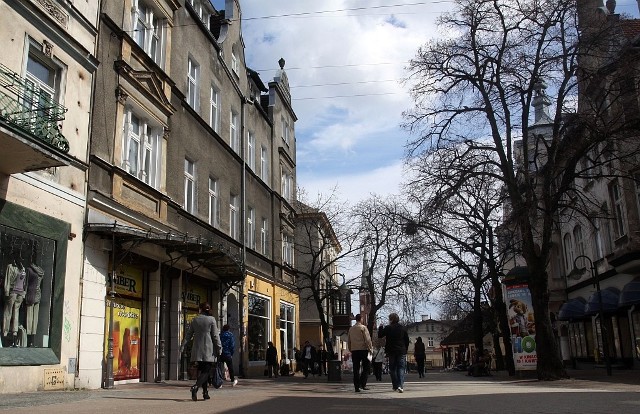 Gorsza część Monciaka - między torami PKP a aleją Niepodległości.