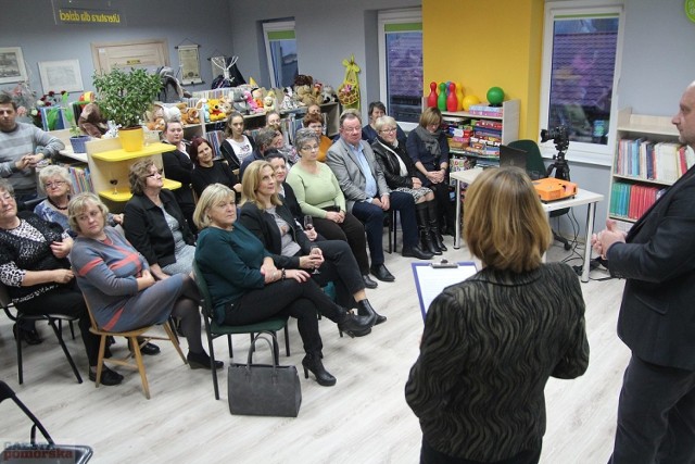 Biblioteka Publiczna w Brześciu Kujawskim zorganizowała wystawę fotograficzną pod  hasłem „Biosfera - wspólne dziedzictwo”. Ekspozycji towarzyszyło spotkanie połączone z prezentacją zdjęć powstałych w trakcie warsztatów fotograficznych we Wdeckim Parku Krajobrazowym. O idei przedsięwzięcia opowiadał uczestnikom spotkania Adam Adamski z Uniwersytetu im. Mikołaja Kopernika w Toruniu.