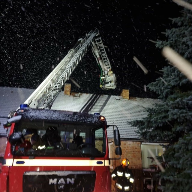 Lubuscy strażacy coraz częściej interweniują w związku z pożarami sadzy w kominach.