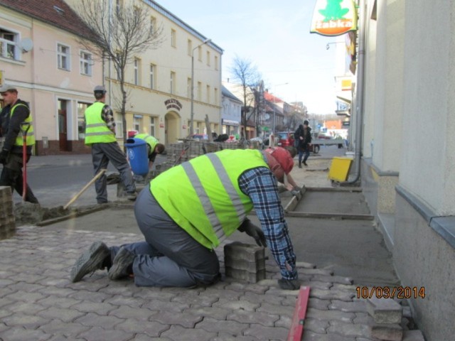 Wolsztyn prostuje chodniki