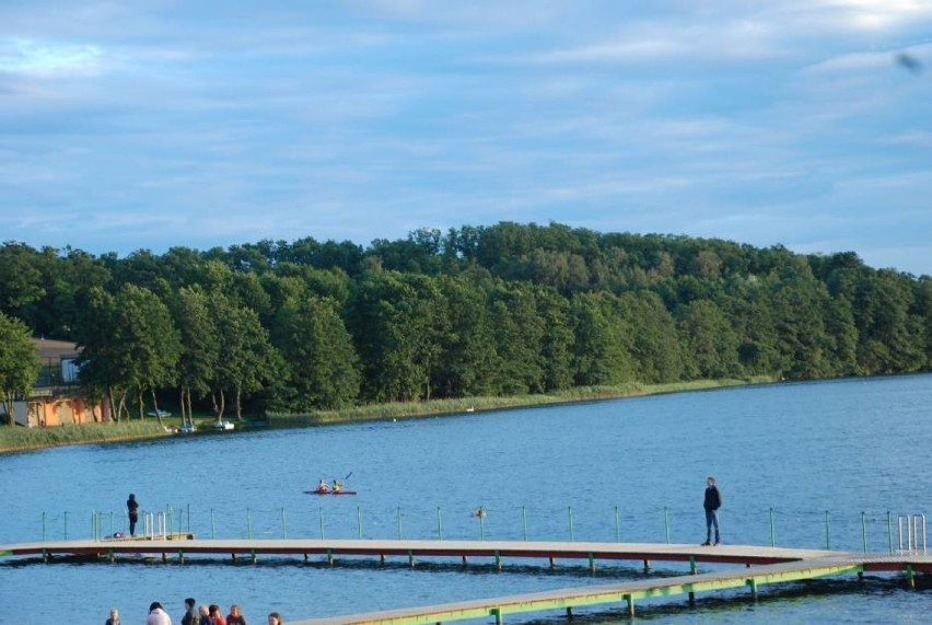 Jezioro Jaroszewskie 

Jezioro Jaroszewskie także mieści się...