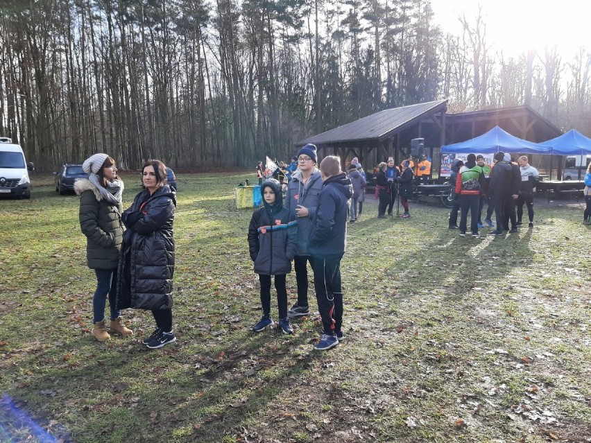 Biegli i maszerowali dla WOŚP w Karczmie Borowej w Lesznie