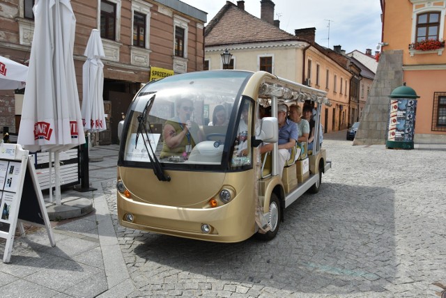 W minionym sezonie z przejażdżek złotym meleksem po Tarnowie i regionie skorzystało ponad tysiąc osób