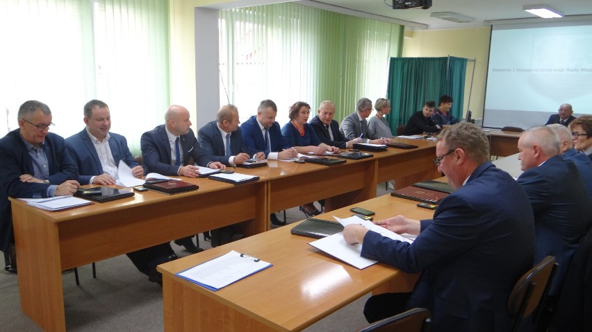 Pierwsza sesja Rady Miejskiej w Poddębicach