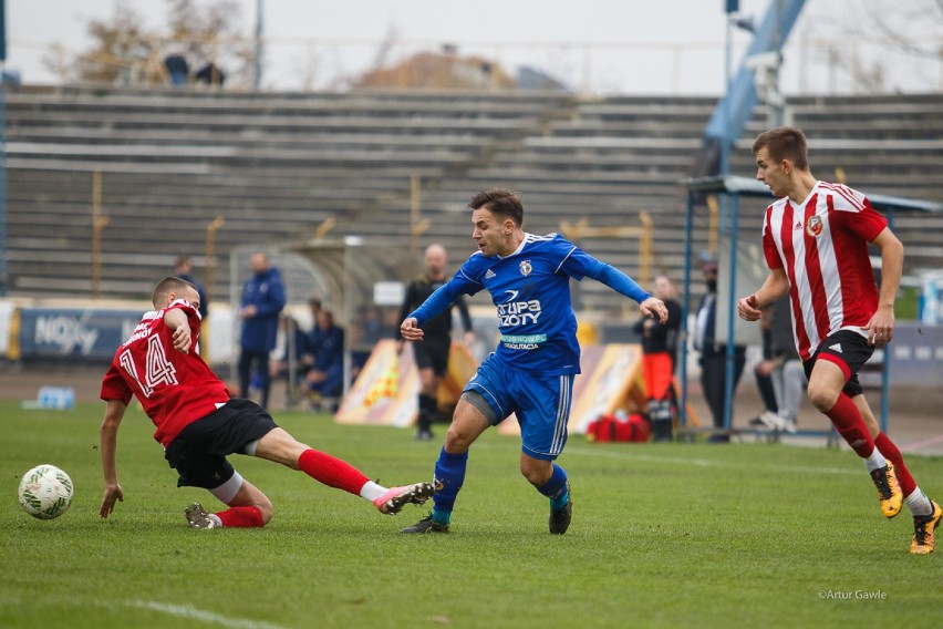 Tarnów. Piłkarskie derby dla Unii [ZDJĘCIA]  