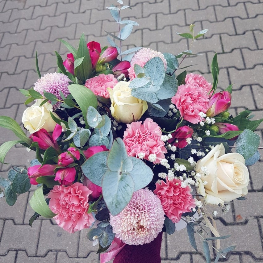 Stolica Kwiatów – wyjątkowa  kwiaciarnia internetowa w Warszawie