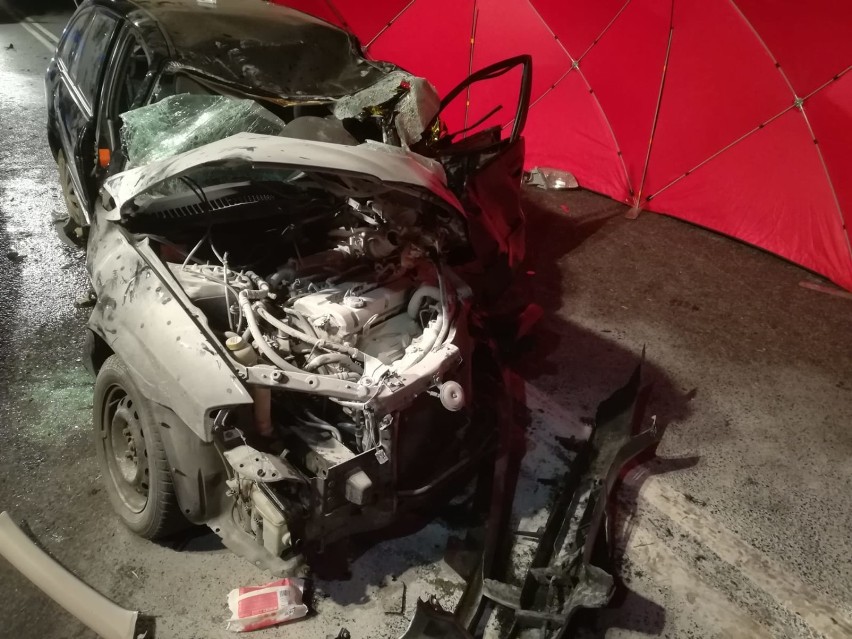 Tragiczny wypadek w Barkowie. Nie żyje kierowca mazdy (Aktualizacja)