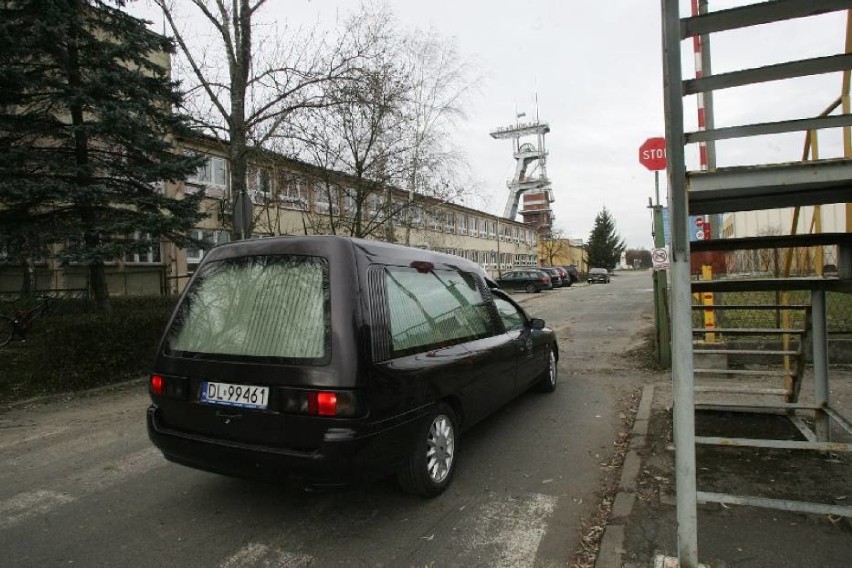 Raport na stronie Śródziemnomorskiego Europejskiego Centrum...