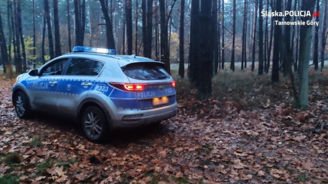 Policjanci odnaleźli 86-letniego mężczyznę, który zgubił się w lesie.