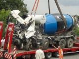 Wypadek Librantowa: ciężarówka wpadła do rowu [ZDJĘCIA]