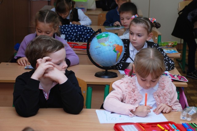 Szkoły podstawowe w powiecie włocławskim, w ramach programu edukacyjnego Laboratoria Przyszłości, otrzymały łącznie 1 966 300 zł. Szczegóły na kolejnych stronach