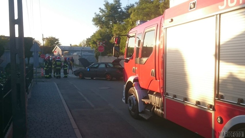 Wypadek w Opolu. Pijany kierowca audi uderzył w słup. Miał blisko dwa promile