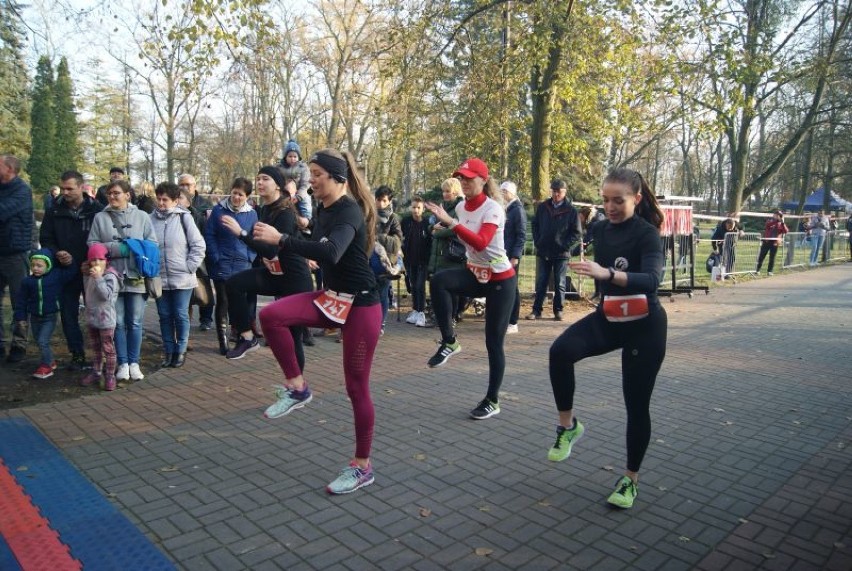 Powiatowy Bieg Niepodległości w Śremie. Bieg główny i bieg rekreacyjny