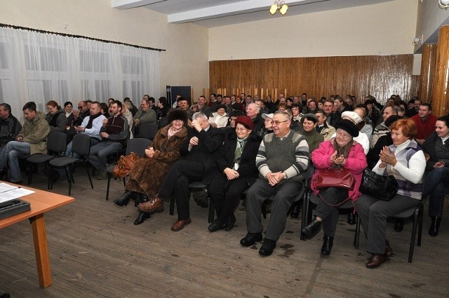 Za sprawą dowcipnych komentarzy Jarosława Głowackiego debata nie przebiegała cały czas w napiętej i poważnej atmosferze