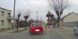 Takie rzeczy tylko w Skarżysku. Ciął... stojąc w łyżce koparki. Zobacz zdjęcia 