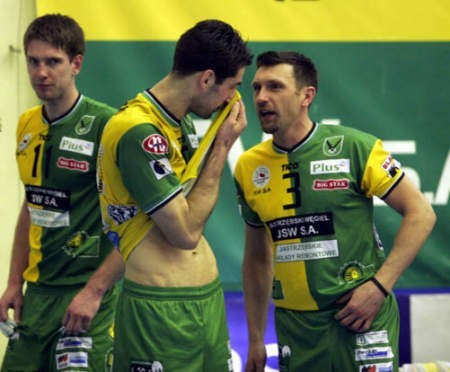 Ostatnia narada przed turniejem (od lewej): Łukasz Kadziewicz, Grzegorz Szymański i Przemysław Michalczyk.