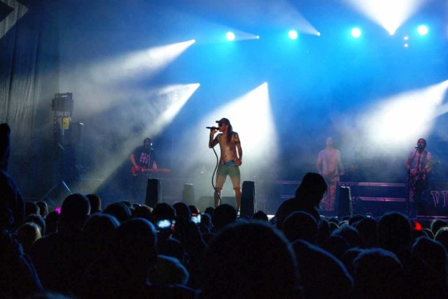 Wczoraj zakończyły się Dni Pakości. Tego dnia sporo się działo na stadionie. Były animacje dla dzieci, a także koncerty takich grup jak Sensitive to Sound, The Genada Band, Aalle Band, Majestic Reggae oraz Video. Całość zakończył pokaz laserowy.