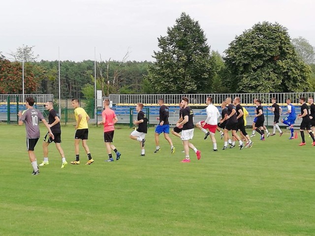 We wtorek w treningu LKS-u Gołuchów wzięło udział 28 graczy