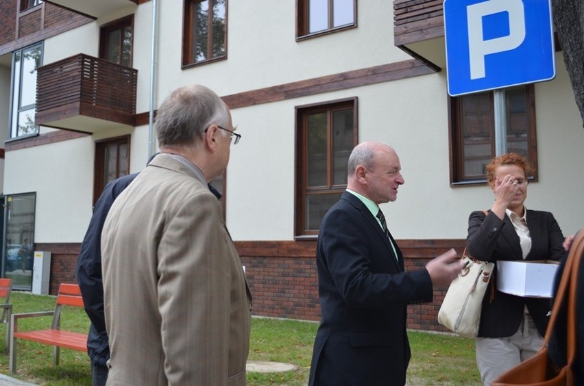 Nowe mieszkania w Głogowie. Mieszkańcy Żarkowa odebrali klucze